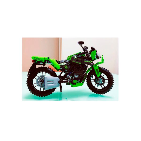 MOTOCICLETA ARMABLE DE 518 PIEZAS - Imagen 3