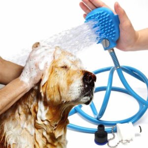 MANGUERA CON CEPILLO PARA BAÑAR MASCOTAS.
