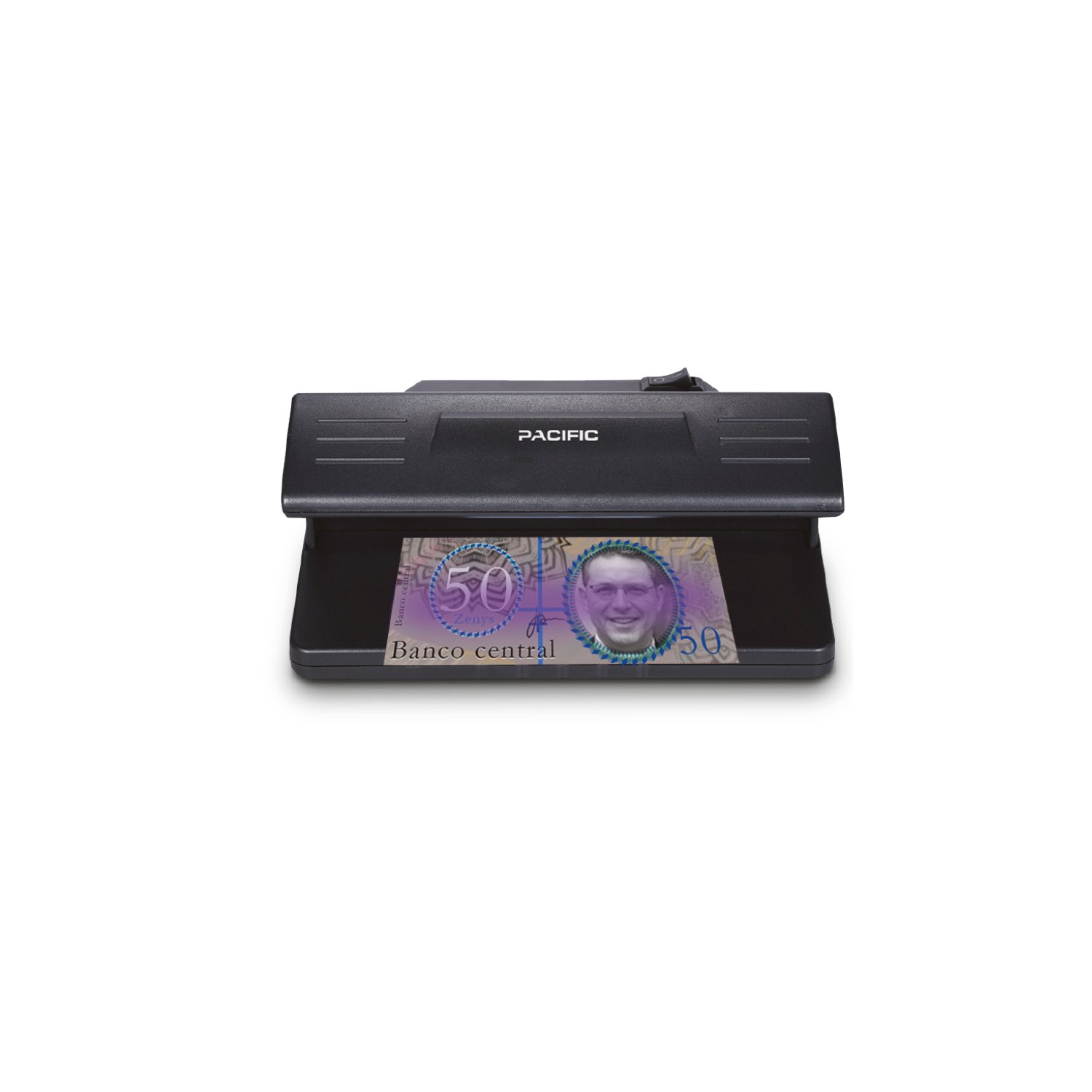 12-PAC01107_01